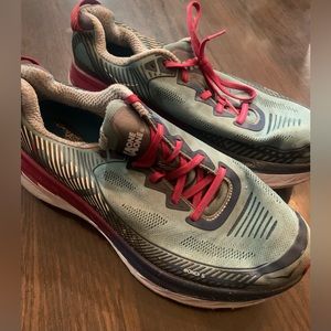 Hoka One One Womens Bondi 5